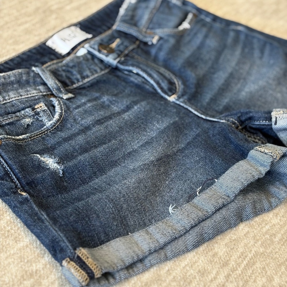 Paige Jimmy Jimmy Cuffed Women's Blue Denim Shorts Size 25